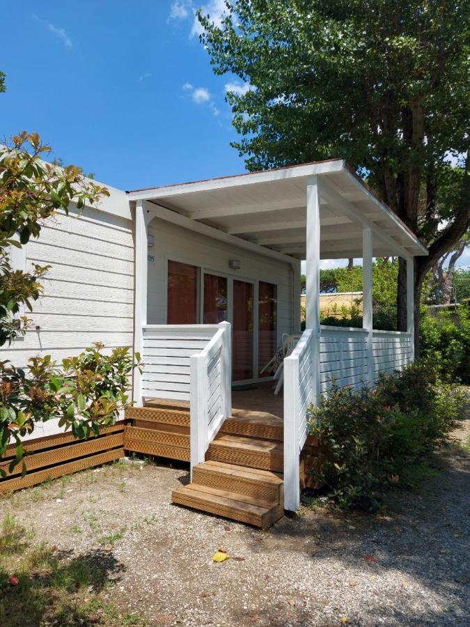 Camping Taimi Hotel Marina di Massa Exterior foto